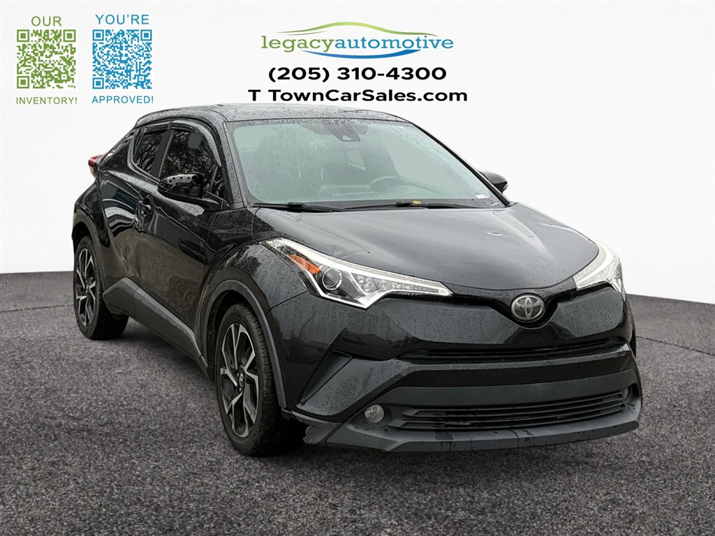 2018 Toyota C-HR XLE Premium's photo
