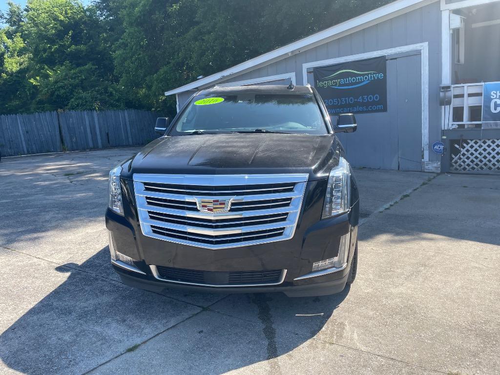 2017 Cadillac Escalade ESV AWD Platinum's photo