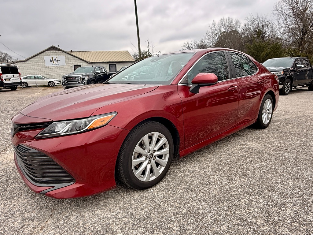 2020 Toyota Camry LE