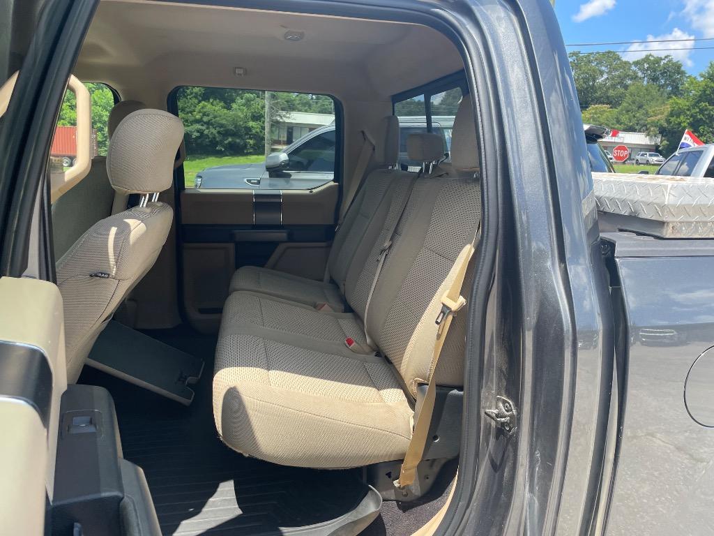 2017 Ford F-150 XLT - Photo 10